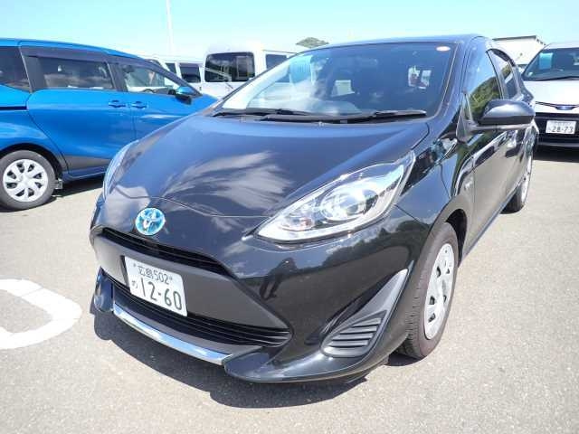 TOYOTA AQUA 2020