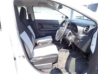 DAIHATSU MIRA E S 2020