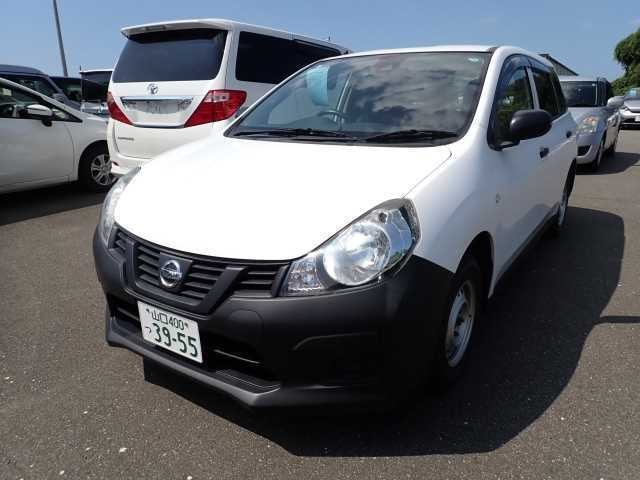 NISSAN AD 2018