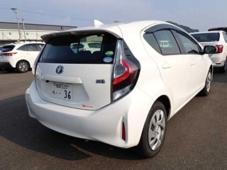 TOYOTA AQUA 2020