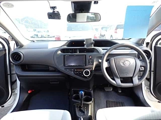 TOYOTA AQUA 2020