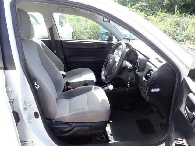 TOYOTA COROLLA AXIO 2017