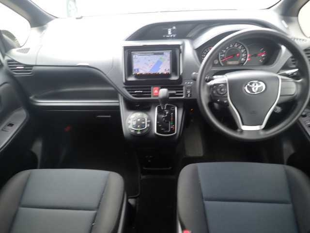 TOYOTA NOAH 2020