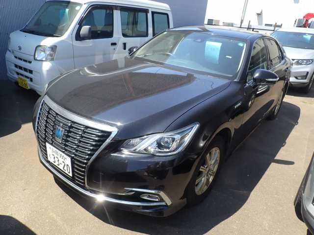 TOYOTA CROWN 2018