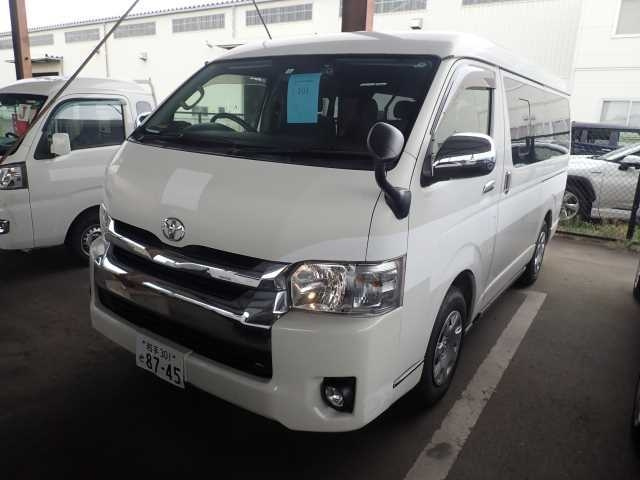TOYOTA HIACE 2014