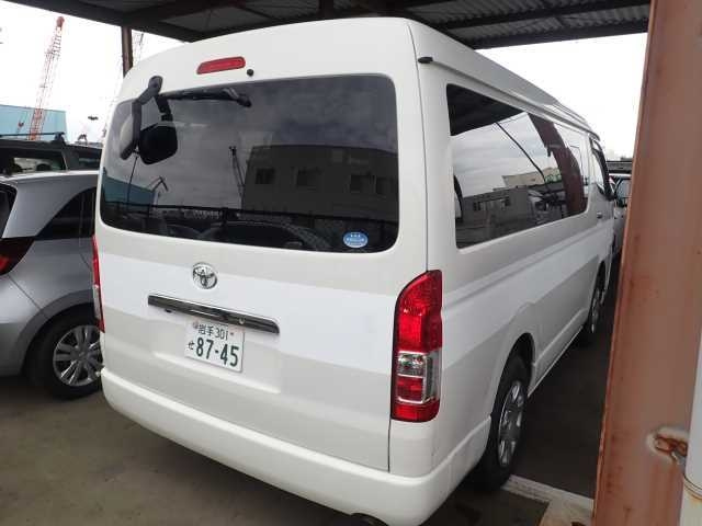 TOYOTA HIACE 2014