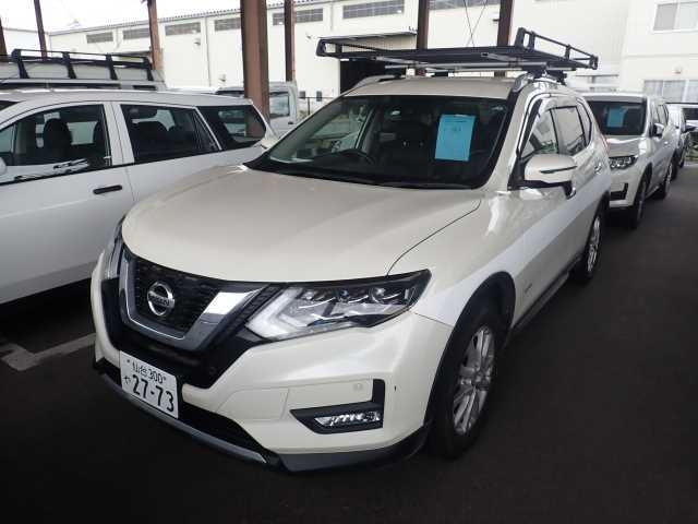 NISSAN X-TRAIL 2018