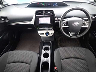 TOYOTA PRIUS 2018