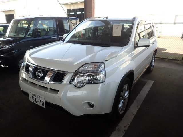 NISSAN X-TRAIL 2014