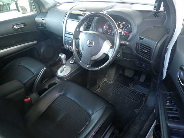 NISSAN X-TRAIL 2014