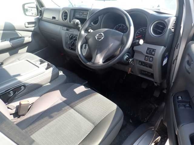 NISSAN CARAVAN VAN 2018