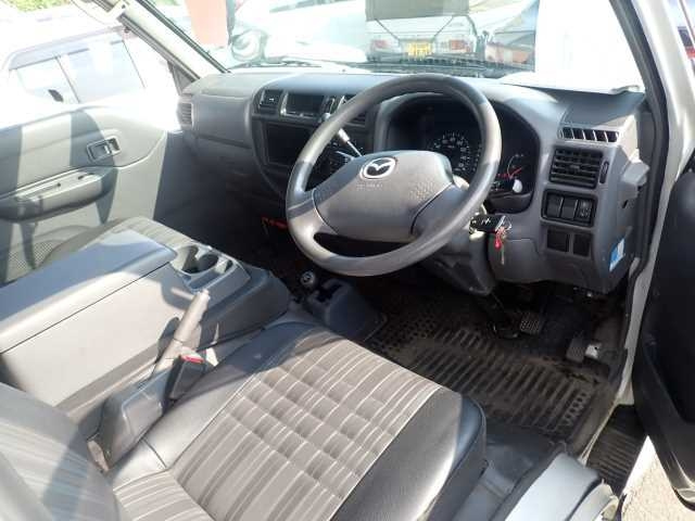 MAZDA BONGO VAN 2017
