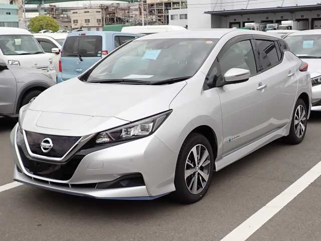 NISSAN LEAF 2020