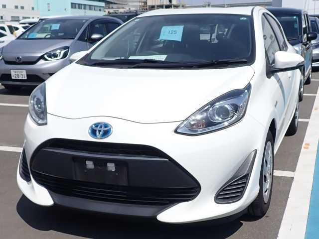 TOYOTA AQUA 2018