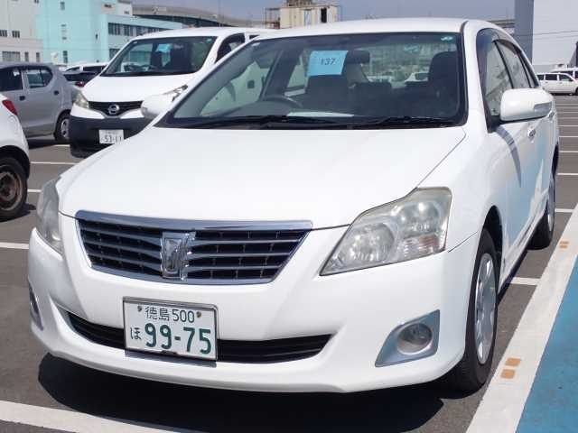 TOYOTA PREMIO 2012