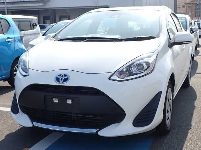 TOYOTA AQUA 2020