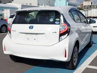 TOYOTA AQUA 2020