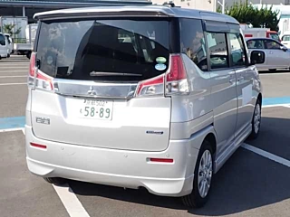 MITSUBISHI DELICA D2 2019