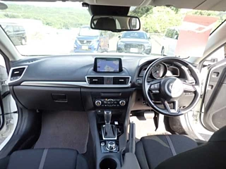 MAZDA AXELA 2018