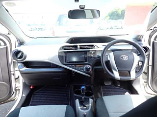 TOYOTA AQUA 2014