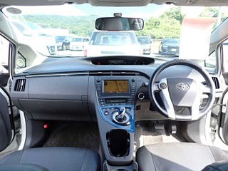 TOYOTA PRIUS 2010
