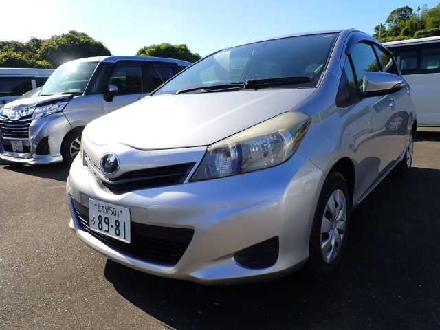 TOYOTA VITZ 2012