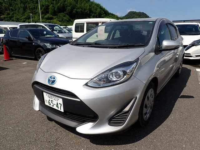 TOYOTA AQUA 2018