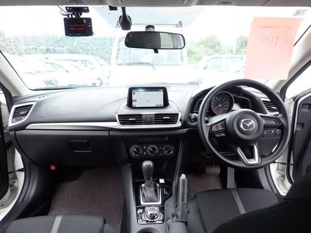 MAZDA AXELA 2016