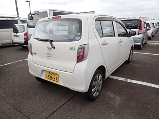 DAIHATSU MIRA E S 2012