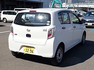 DAIHATSU MIRA E S 2014