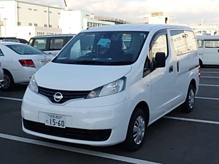 NISSAN NV200 2020