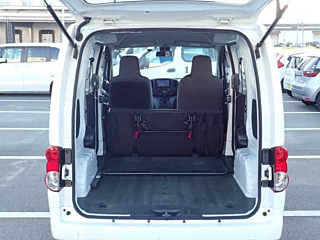 NISSAN NV200 2020