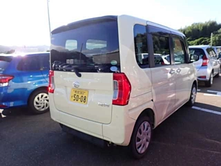 DAIHATSU TANTO 2018