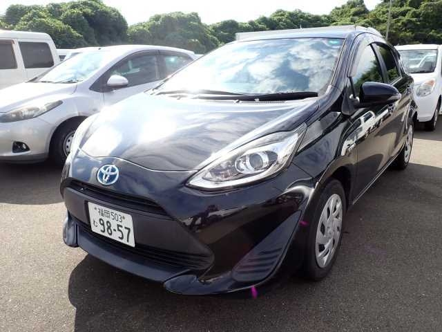 TOYOTA AQUA 2018