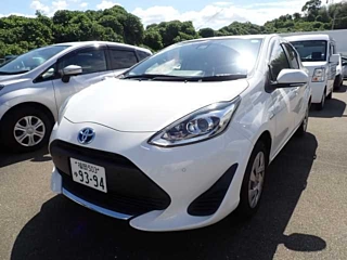TOYOTA AQUA 2019