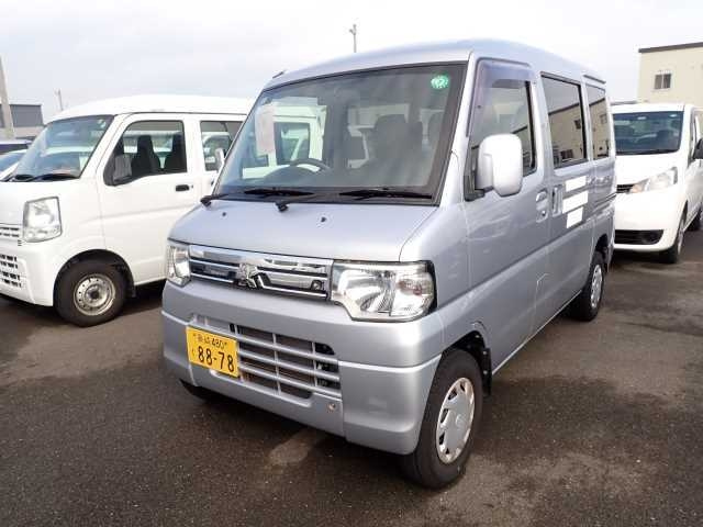 MITSUBISHI MINICAB VAN 2013