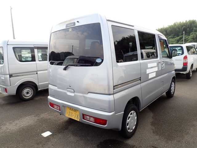 MITSUBISHI MINICAB VAN 2013