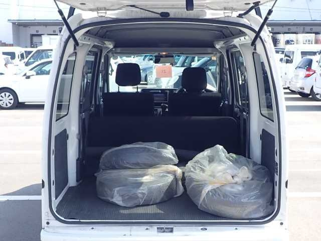 DAIHATSU HIJET VAN 2019