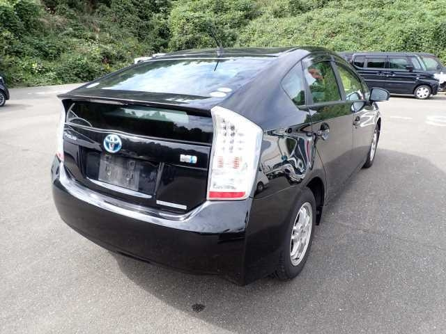 TOYOTA PRIUS 2010