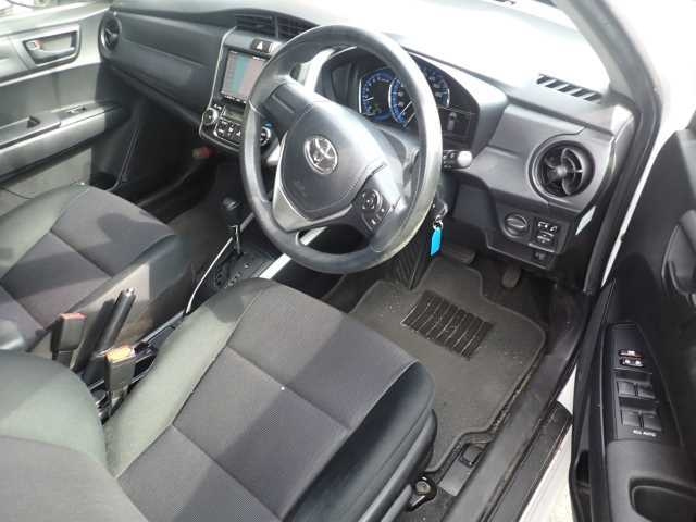 TOYOTA COROLLA FIELDER 2016