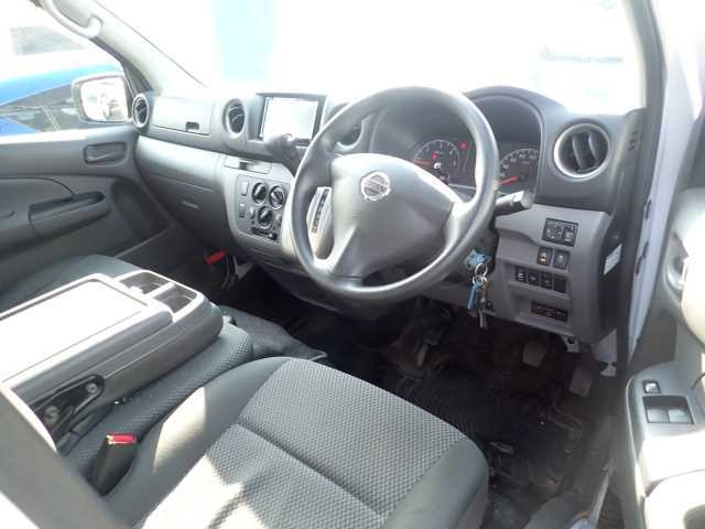 NISSAN CARAVAN VAN 2020