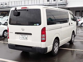 TOYOTA HIACE VAN 2020