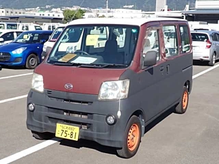 DAIHATSU HIJET VAN 2011