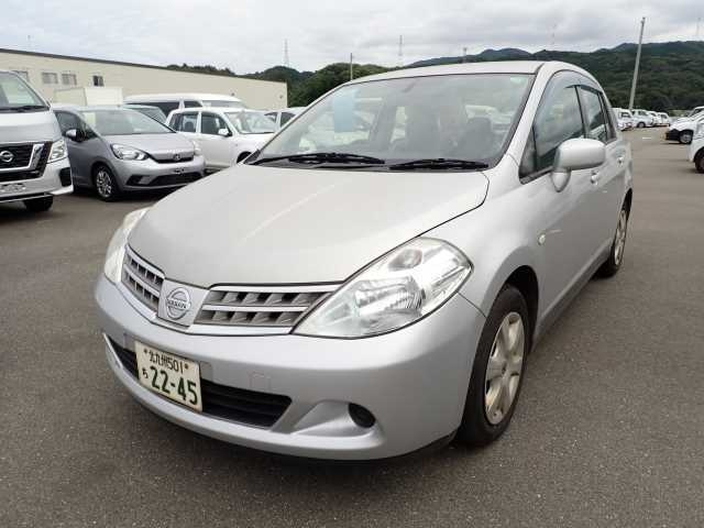 NISSAN TIIDA LATIO 2009