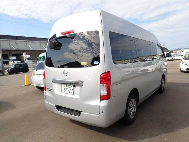 NISSAN CARAVAN 2013