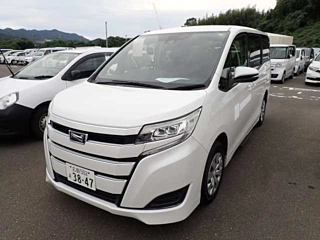 TOYOTA NOAH 2018
