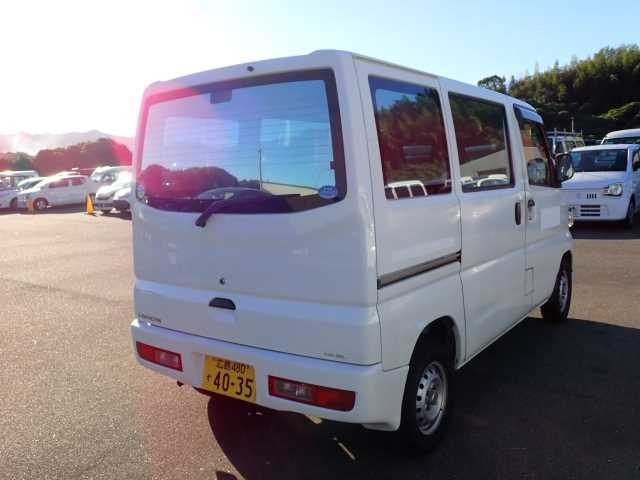 MITSUBISHI MINICAB VAN 2013