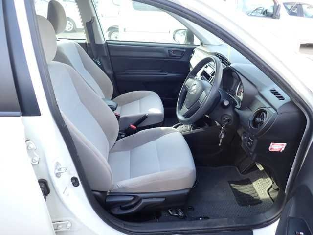 TOYOTA COROLLA AXIO 2016