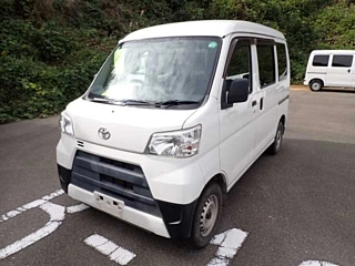 TOYOTA PIXIS VAN 2020