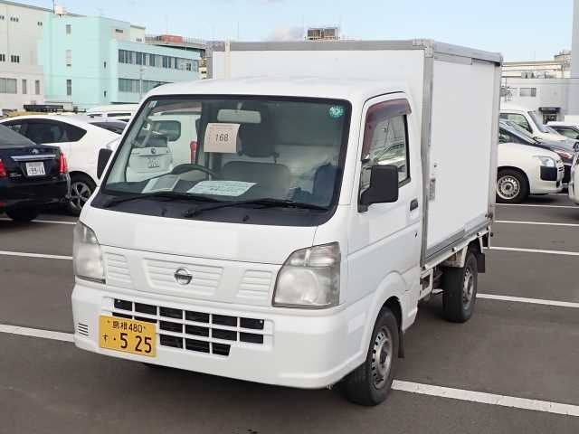 NISSAN CLIPPER TRUCK 2016